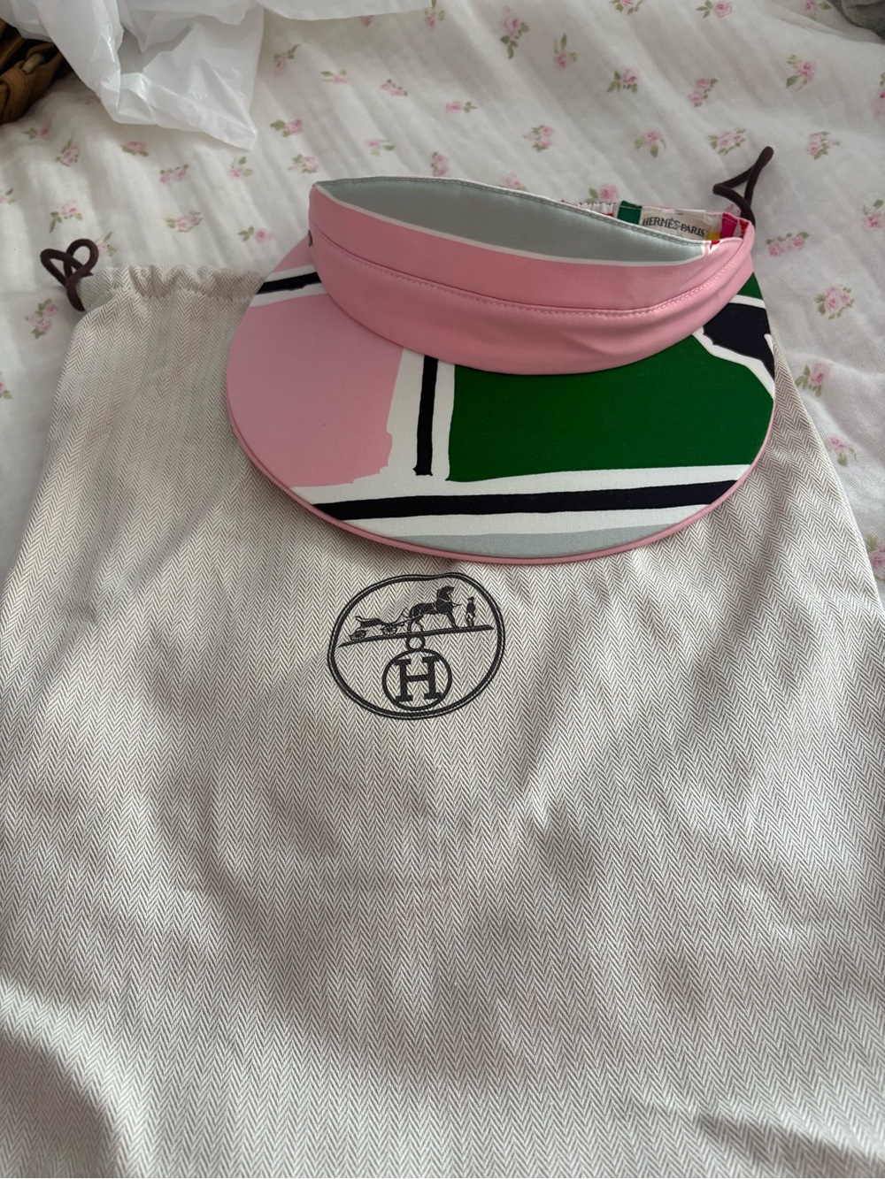 Hermes M NWT Pink and Green Patterned Sun Visor - Picture 2 of 6